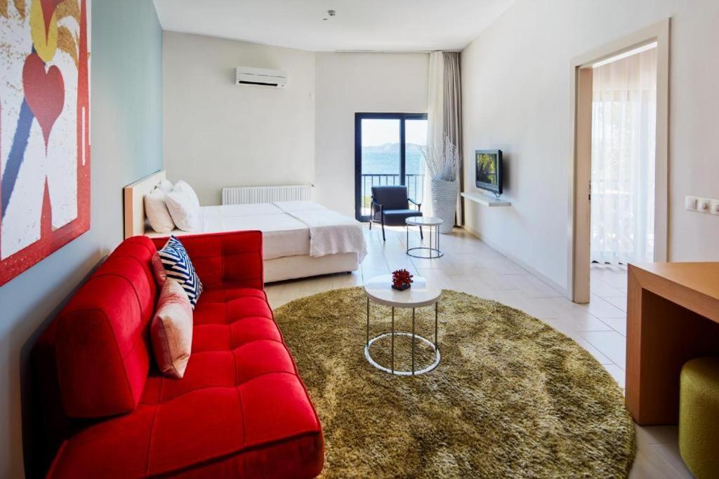 Med-Inn Hotel Гюллюк Екстер'єр фото